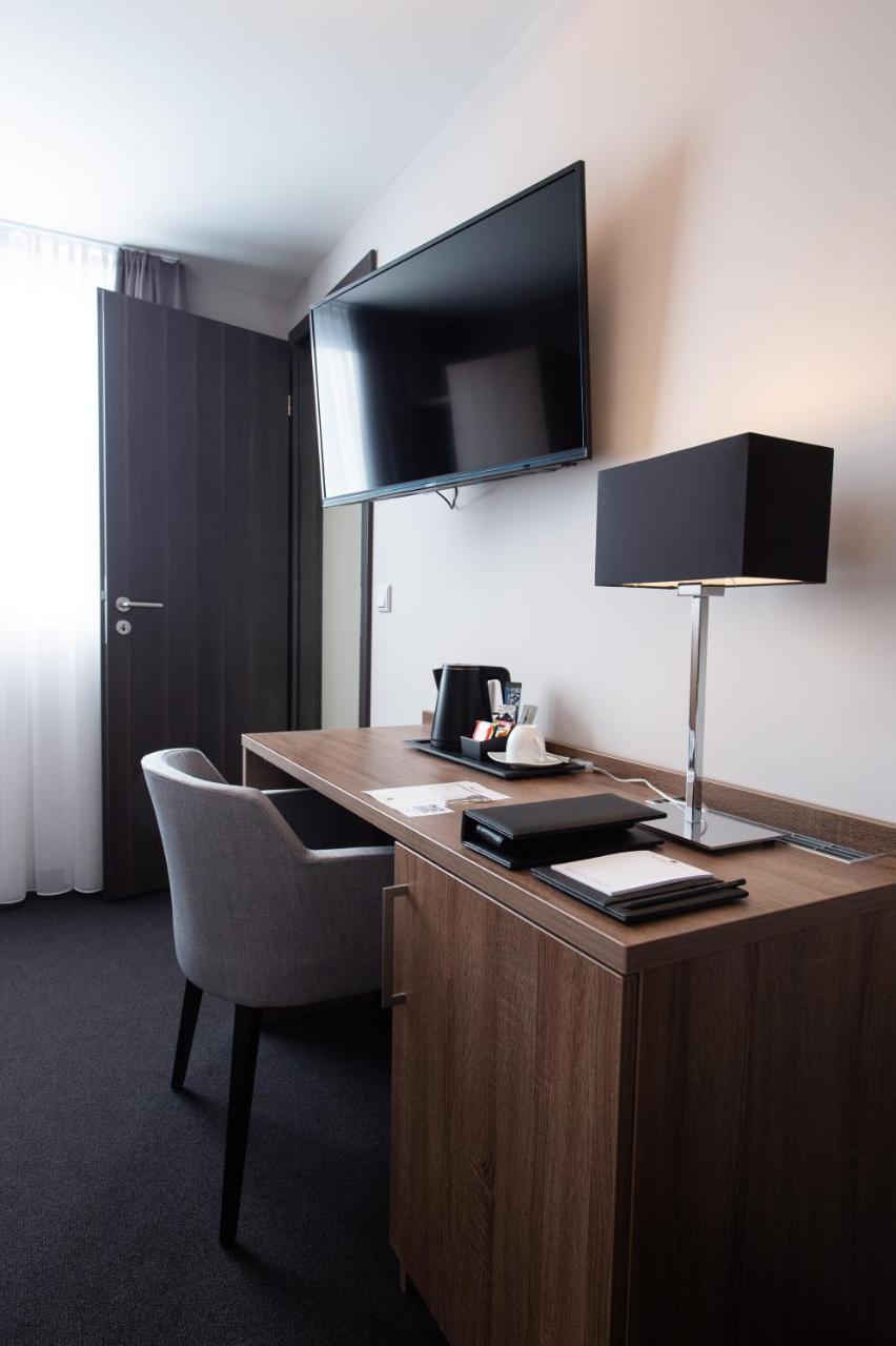 V Boutique Hotel Böblingen Exteriér fotografie